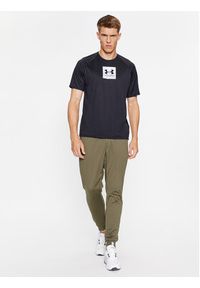 Under Armour Spodnie dresowe Sportstyle Tricot Jogger 1290261 Khaki Loose Fit. Kolor: brązowy. Materiał: syntetyk