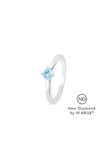 W.KRUK - Pierścionek zaręczynowy złoty Doskonały - New Diamond by W.KRUK 0,3 ct. Materiał: złote. Kolor: złoty. Wzór: aplikacja, kolorowy. Kamień szlachetny: diament, brylant