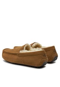 Ugg Kapcie M Ascot 1101110 Brązowy. Kolor: brązowy. Materiał: skóra