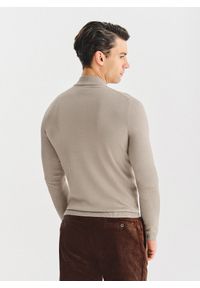 Pako Lorente - PAKO LORENTE – Beżowy półgolf męski. Kolor: brązowy, beżowy. Materiał: wiskoza, poliamid. Wzór: gładki, ze splotem #4