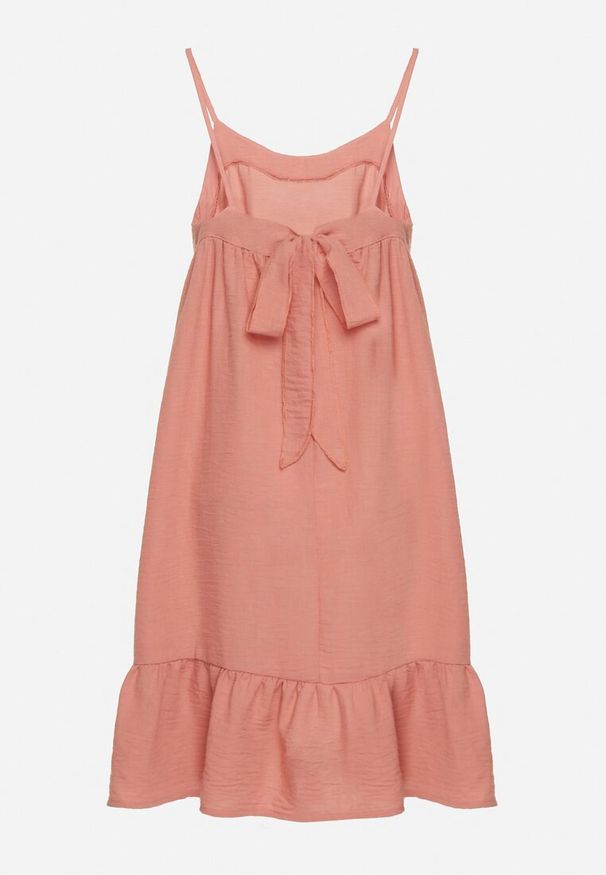 Born2be - Ciemnoróżowa Rozkloszowana Sukienka na Ramiączkach Wiązana z Tyłu Naisa. Kolor: różowy. Długość rękawa: na ramiączkach. Sezon: wiosna, lato. Styl: elegancki