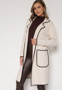 Born2be - Beżowy Kardigan Ozdobiony Lamówką Tusbena. Okazja: na co dzień. Kolor: beżowy. Materiał: jeans. Wzór: aplikacja. Styl: casual, elegancki #1