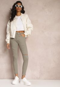 Renee - Ciemnobeżowe Jeansy Skinny z Wysokim Stanem Yholo. Stan: podwyższony. Kolor: zielony. Styl: klasyczny