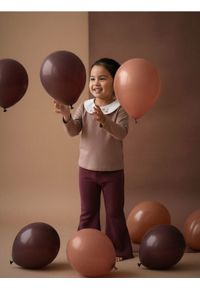 Sinsay - Koszulka z haftowanym kołnierzykiem - brązowy. Kolor: brązowy. Wzór: haft #1