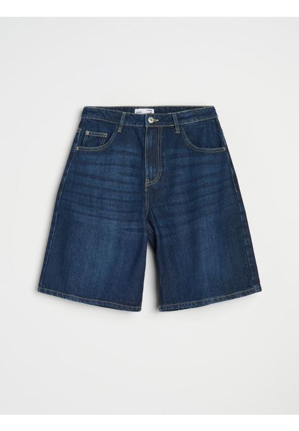 Sinsay - Szorty bermudy jeansowe - granatowy. Kolor: niebieski. Materiał: jeans