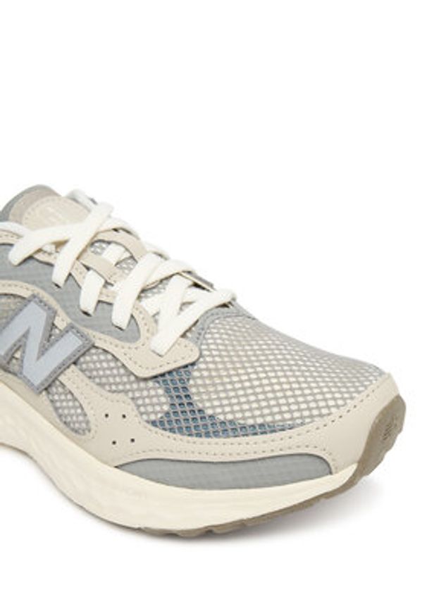 New Balance Buty do biegania Arishi WARISTM4 Beżowy. Kolor: beżowy. Materiał: materiał