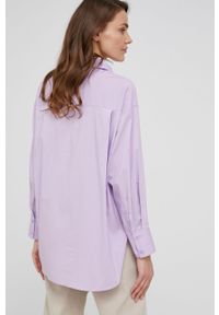 Answear Lab koszula bawełniana damska kolor fioletowy regular z kołnierzykiem klasycznym. Typ kołnierza: kołnierzyk klasyczny. Kolor: fioletowy. Materiał: bawełna. Długość rękawa: długi rękaw. Długość: długie. Styl: wakacyjny, klasyczny #2
