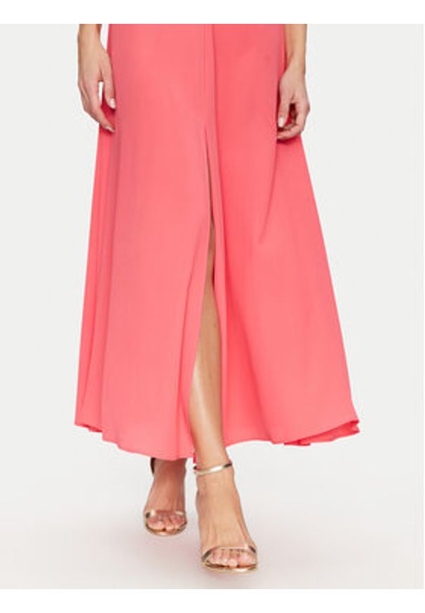 SIMONA CORSELLINI - Simona Corsellini Sukienka koktajlowa P25CPAB01601 Koralowy Regular Fit. Kolor: pomarańczowy. Materiał: syntetyk. Styl: wizytowy