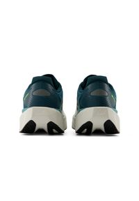 Buty męskie New Balance FuelCell Rebel v5 MFCX3HW – zielone. Kolor: zielony. Materiał: syntetyk, materiał, guma. Szerokość cholewki: normalna. Wzór: geometria. Sport: bieganie, fitness #3