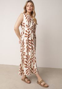 Born2be - Beżowa Pudełkowa Sukienka Wiskozowa Bez Rękawów z Wiązanym Paskiem Fontalin. Okazja: na co dzień, do pracy. Kolor: beżowy. Materiał: wiskoza. Długość rękawa: bez rękawów. Styl: boho, casual, elegancki #4