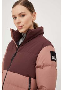 Jack Wolfskin kurtka puchowa damska kolor różowy zimowa. Kolor: różowy. Materiał: puch. Sezon: zima #2