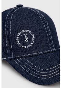 Trussardi Jeans - Trussardi czapka bawełniana kolor granatowy z nadrukiem. Kolor: niebieski. Materiał: bawełna. Wzór: nadruk