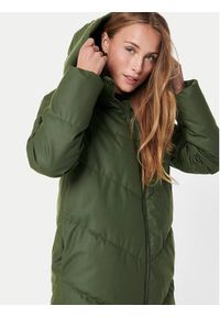 JDY Płaszcz zimowy 15217556 Zielony Regular Fit. Kolor: zielony. Materiał: syntetyk. Sezon: zima