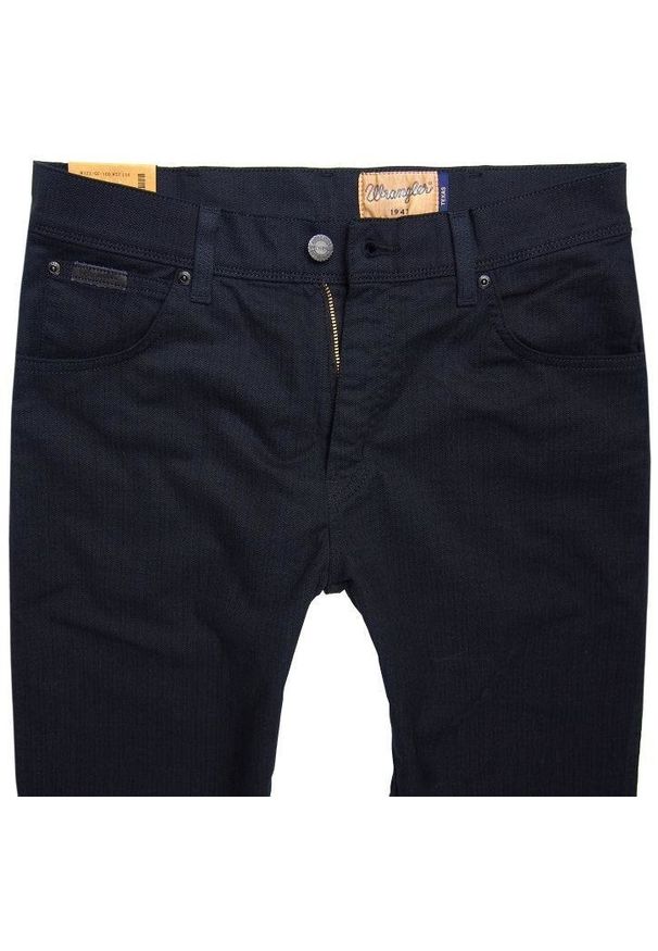 Wrangler - WRANGLER TEXAS STRETCH BLACK W121GE100. Stan: podwyższony. Materiał: materiał