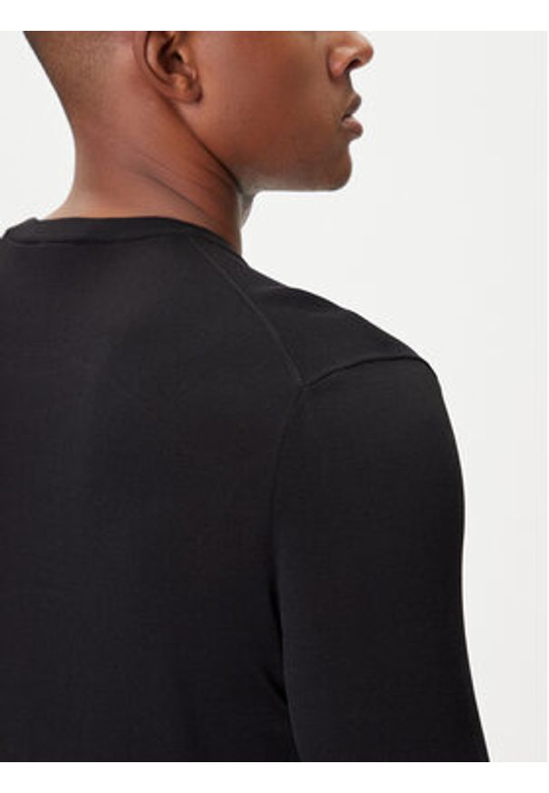 Guess Sweter M4YR29 Z3DM0 Czarny Regular Fit. Kolor: czarny. Materiał: wiskoza