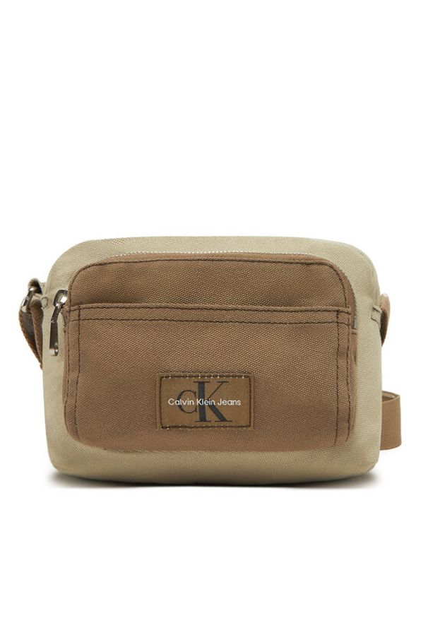 Calvin Klein Jeans Saszetka Workwear Camera Bag Frnt Pocket LV04G3092G Szary. Kolor: szary. Materiał: materiał