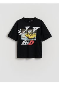 Reserved - T-shirt Initial D - czarny. Kolor: czarny. Materiał: dzianina, bawełna