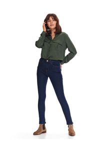 TOP SECRET - Spodnie długie damskie skinny. Kolor: niebieski. Materiał: jeans. Długość: długie. Sezon: wiosna. Styl: wakacyjny #1