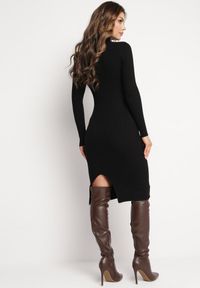 Born2be - Czarna Dzianinowa Sukienka Midi z Prążkowaniem Arwesse. Kolor: czarny. Materiał: prążkowany, dzianina. Długość rękawa: długi rękaw. Długość: midi #7