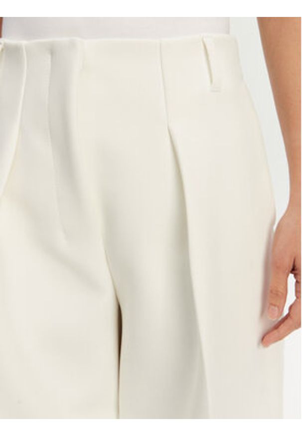 JACQUEMUS Spodnie materiałowe Le Pantalon Ovalo 24E241PA0791718 100 Biały Regular Fit. Kolor: biały. Materiał: syntetyk