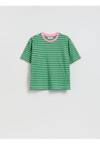 Reserved - Bawełniany t-shirt w paski - zielony. Kolor: zielony. Materiał: bawełna. Wzór: paski #1