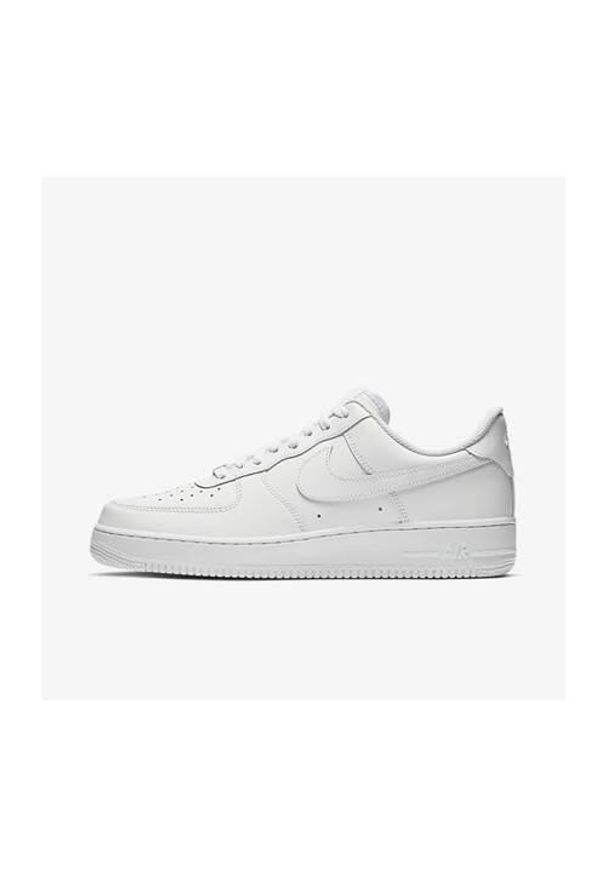 Buty do chodzenia dla dzieci Nike Air Force 1 LE. Zapięcie: sznurówki. Kolor: biały. Materiał: materiał. Szerokość cholewki: normalna. Model: Nike Air Force. Sport: turystyka piesza