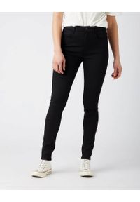 Wrangler - WRANGLER HIGH RISE SKINNY DAMSKIE SPODNIE JEANSOWE FUTURE BLACK W27H4230N 112141263. Okazja: do pracy, na spotkanie biznesowe. Stan: podwyższony. Długość: krótkie. Wzór: aplikacja, kolorowy. Styl: elegancki, biznesowy