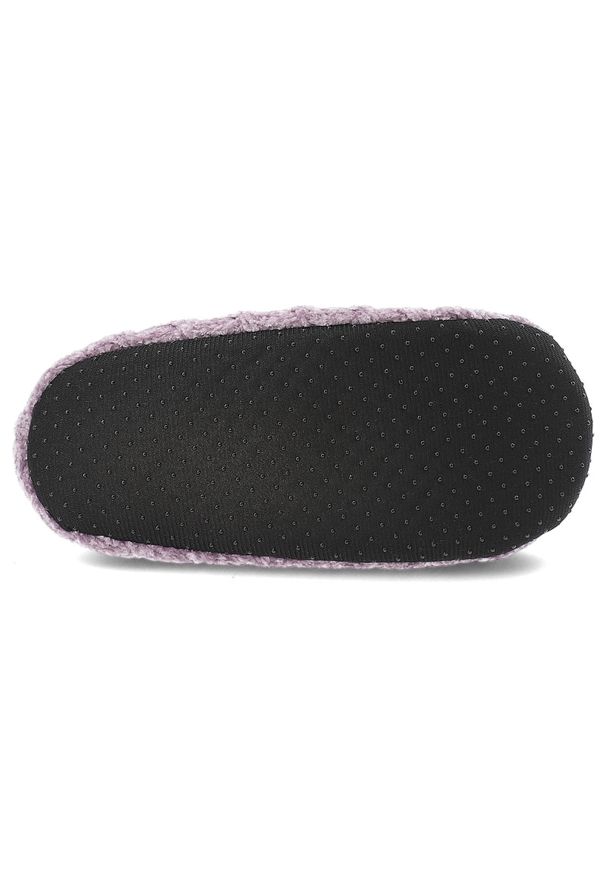Bambosze damskie Moraj, pantofle ocieplane futerkiem z kokardą i antypoślizgową podeszwą, fioletowe, CDC800-023. Okazja: do domu. Kolor: fioletowy. Materiał: futro, guma, dzianina. Szerokość cholewki: normalna. Wzór: gładki. Sezon: jesień, zima
