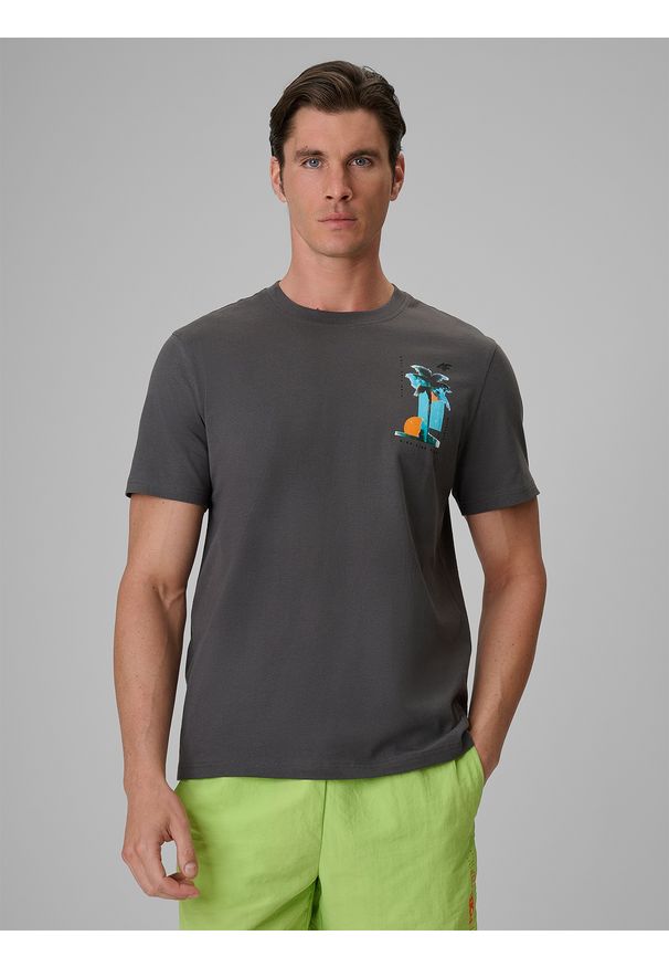 4f - 4F T-shirt regular z nadrukiem męski - szary L. Okazja: na co dzień. Kolor: szary. Materiał: bawełna, dzianina. Wzór: nadruk. Styl: klasyczny, wakacyjny, casual