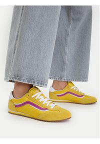 Vans Sneakersy Super Lowpro VN000D83GRV1 Żółty. Kolor: żółty. Materiał: materiał #1