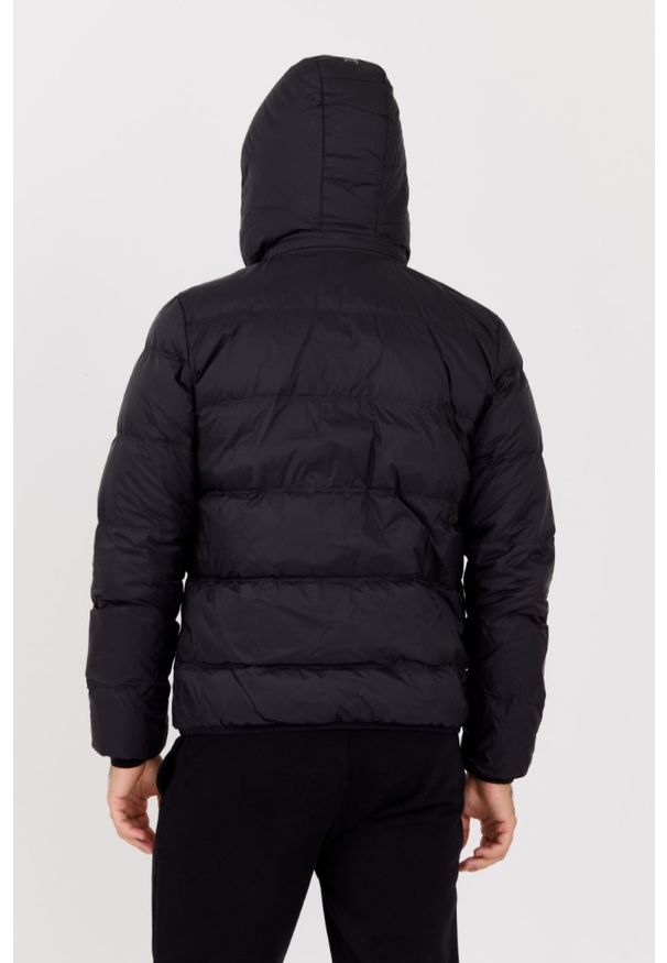 La Martina - LA MARTINA MAN Czarna pikowana męska kurtka Outerwear Basic Nylon, Rozmiar L. Kolor: czarny. Materiał: nylon. Długość rękawa: długi rękaw. Długość: długie. Styl: elegancki