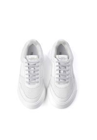 PREMIUM BASICS - Perforowane białe sneakersy SNOW PERFORATED. Nosek buta: okrągły. Kolor: biały. Materiał: jeans, materiał. Szerokość cholewki: normalna. Wzór: aplikacja, nadruk. Sezon: wiosna #5
