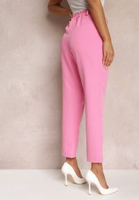 Renee - Różowe Spodnie Cygaretki z Guzikami i Gumką w Pasie Gelarine. Stan: podwyższony. Kolor: różowy. Styl: elegancki #5