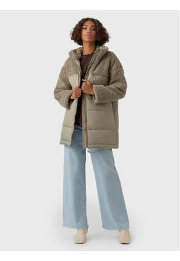 Vero Moda Kurtka przejściowa Edith 10267692 Beżowy Relaxed Fit. Kolor: beżowy. Materiał: syntetyk