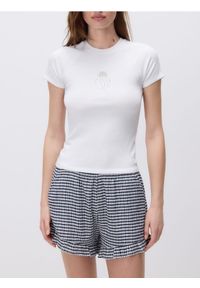 Reserved - Top z koralikami - biały. Kolor: biały. Materiał: dzianina, bawełna