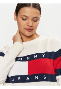 Tommy Jeans Sweter Center Flag DW0DW19335 Écru Regular Fit. Materiał: bawełna