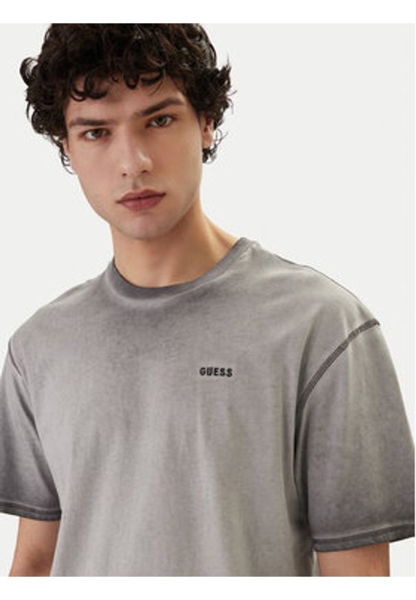 Guess T-Shirt M6GI26 K3246 Szary Regular Fit. Kolor: szary. Materiał: bawełna