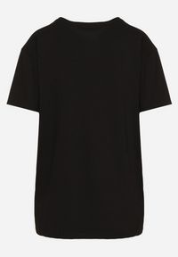 Born2be - Czarny T-shirt z Bawełny z Krótkim Rękawem i Ozdobnym Nadrukiem Risamarie. Kolor: czarny. Materiał: bawełna. Długość rękawa: krótki rękaw. Długość: krótkie. Wzór: nadruk #6