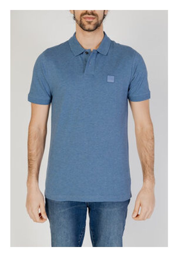 BOSS Polo Passenger 50507803 Niebieski Slim Fit. Typ kołnierza: polo. Kolor: niebieski. Materiał: bawełna