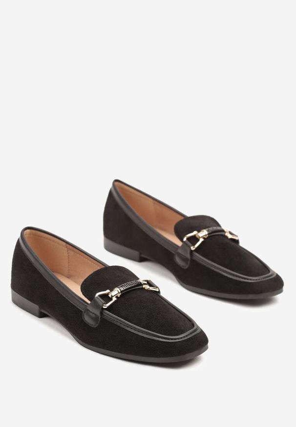 Born2be - Czarne Mokasyny Loafersy z Klamerką Esseria. Kolor: czarny. Sezon: jesień, wiosna. Styl: klasyczny