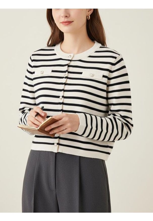 Sinsay - Akrylowy kardigan z kieszeniami piersiowymi - czarny. Kolor: czarny. Materiał: akryl