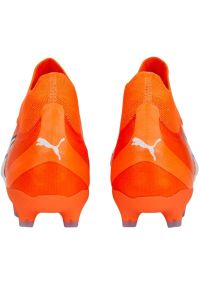 Buty piłkarskie Puma Ultra Pro FG/AG M 107240 01 pomarańczowe pomarańcze i czerwienie. Kolor: pomarańczowy. Materiał: dzianina. Szerokość cholewki: normalna. Sport: piłka nożna