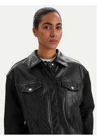 Karl Lagerfeld Jeans Kurtka z imitacji skóry B1W15027 Czarny Regular Fit. Kolor: czarny. Materiał: syntetyk #3