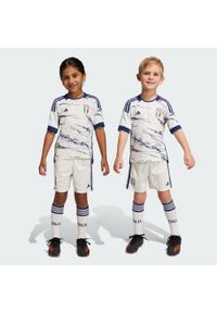 Adidas - Italy 23 Away Mini Kit. Kolor: biały