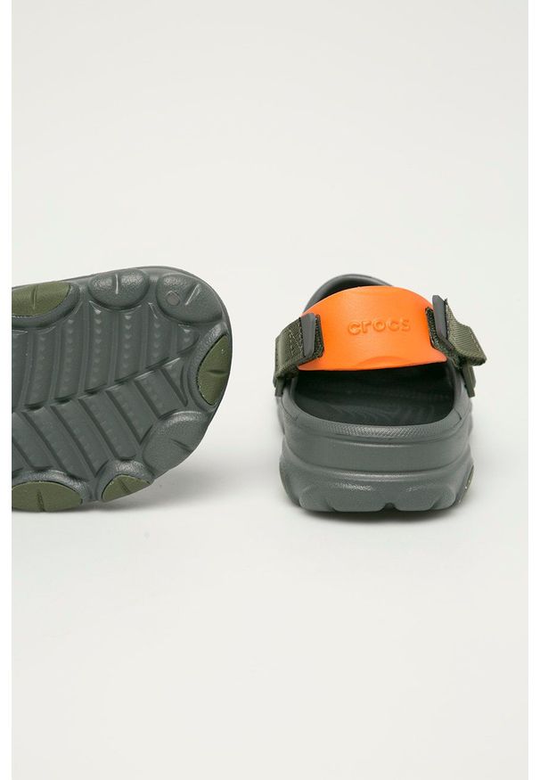 Crocs - Klapki. Kolor: szary. Materiał: materiał, guma. Wzór: gładki