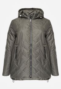 Born2be - Zielona Przejściolwa Pikowana Kurtka z Odpinanym Kapturem Nevistta. Okazja: na spacer, na co dzień, do pracy. Kolekcja: plus size. Kolor: zielony. Materiał: poliester, jeans. Styl: casual, elegancki #1