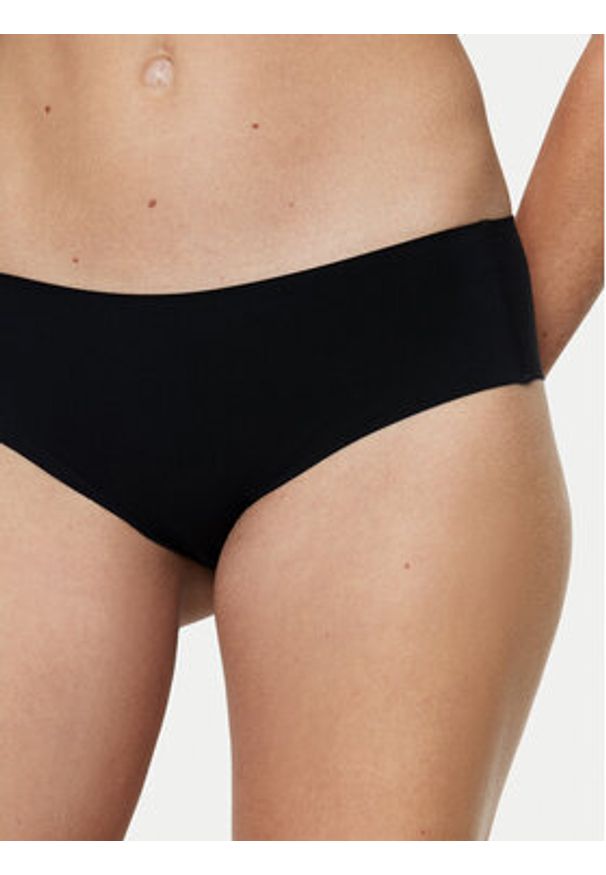 Triumph Figi klasyczne Smart Invisible 10222281 Czarny. Kolor: czarny. Materiał: syntetyk