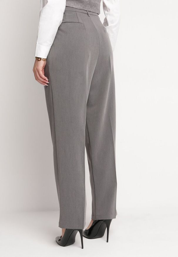 Born2be - Ciemnoszare Garniturowe Spodnie z Wysokim Stanem i Szerokimi Nogawkami Cerda. Okazja: na spotkanie biznesowe. Stan: podwyższony. Kolor: szary. Styl: elegancki, biznesowy