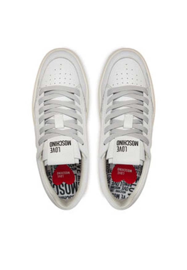 Love Moschino - LOVE MOSCHINO Sneakersy JA15274G1IJC410C Biały. Kolor: biały. Materiał: skóra