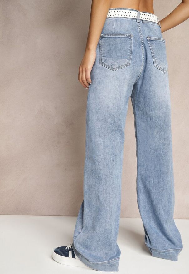 Renee - Niebieskie Szerokie Jeansy High Waist z Naszytymi Kieszeniami z Przodu Delaniel. Stan: podwyższony. Kolor: niebieski. Wzór: aplikacja. Styl: elegancki